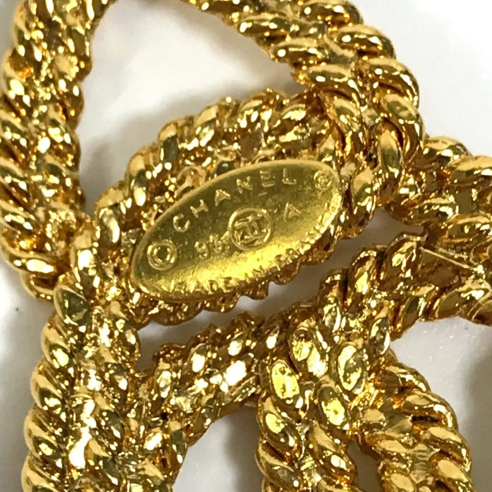 CHANEL Gold Necklace - Picture 12 of 12